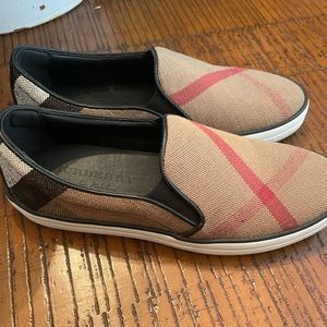 Burberry shoes
